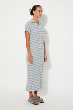 Carica l'immagine nel visualizzatore di Gallery, Abito in maglia a righine con maniche corte