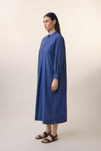 Carica l'immagine nel visualizzatore di Gallery, Abito lungo in cotone stampato a righe blu