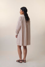 Carica l'immagine nel visualizzatore di Gallery, Abito corto in cotone stampato a righe bianco