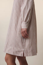 Carica l'immagine nel visualizzatore di Gallery, Abito corto in cotone stampato a righe bianco
