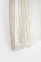 Carica l'immagine nel visualizzatore di Gallery, Top in seta riciclata