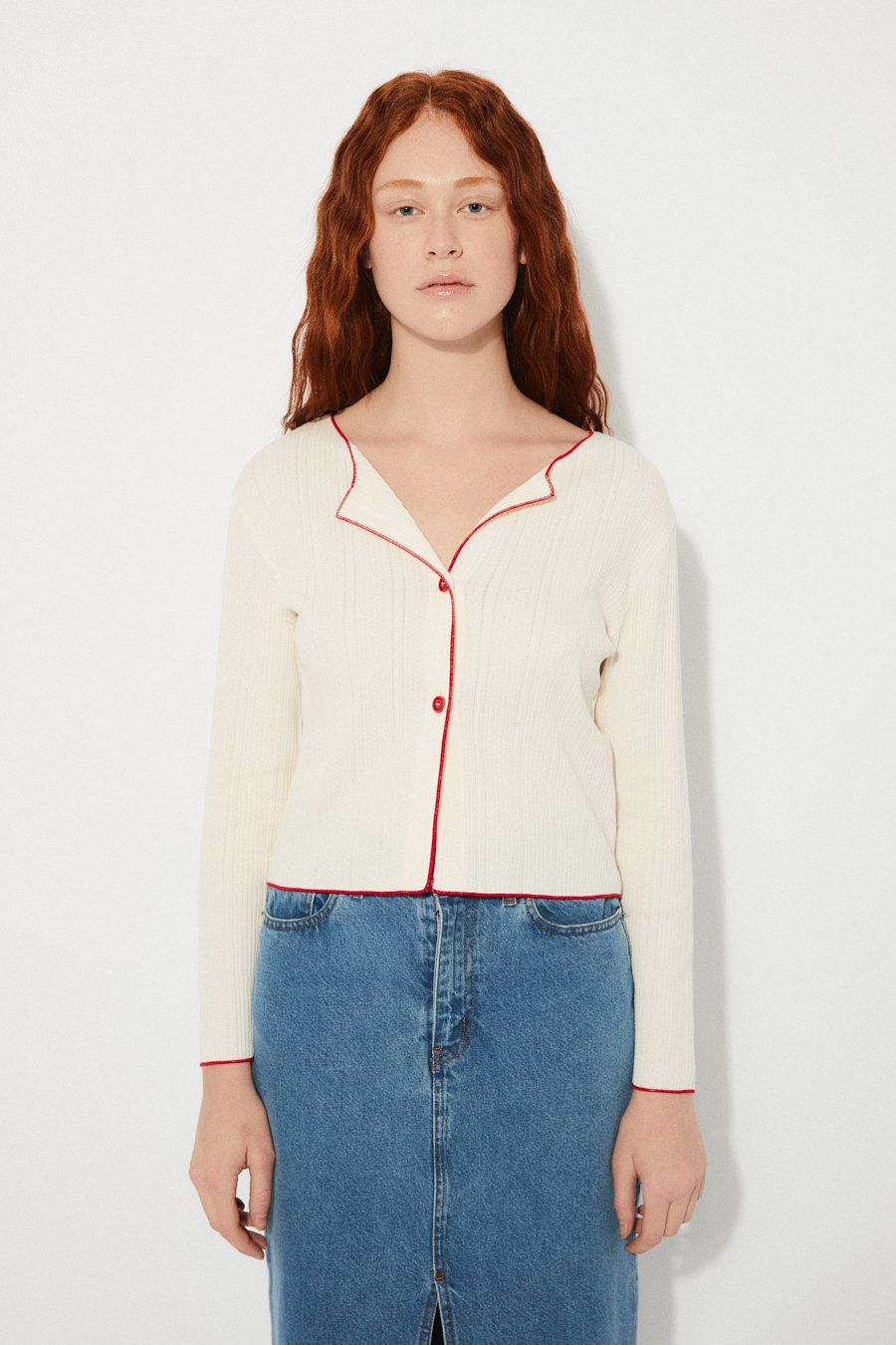 Cardigan in maglia con bordatura a contrasto