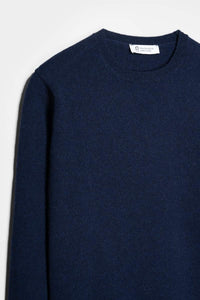 Maglia sottile in cashmere rigenerato colore blu marina