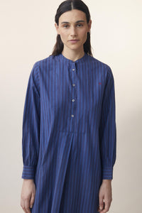 Abito lungo in cotone stampato a righe blu