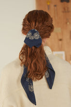 Carica l&#39;immagine nel visualizzatore di Gallery, Foulard bandana colore navy blu
