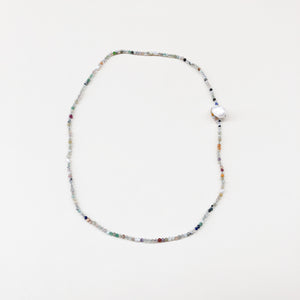 Collana di pietre naturali colore trasparente (tormalina) con perla naturale come chiusura
